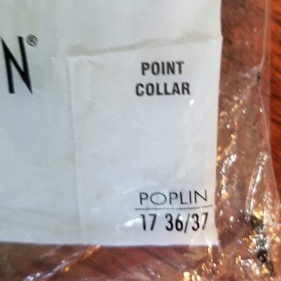 NWT LONG sleeve Van Heusen dress shirt - Picture 5 of 8